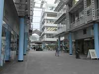 Colonnade WalkA[P[h̕i /D200
