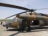 多用途ヘリ UH-60JA @熊本空港