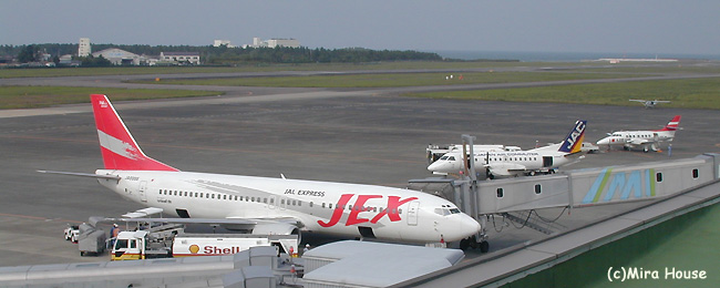JEX JA8999,JAir Jetstream Super31, JAC SAAB340B @宮崎空港