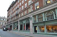 FORTNUM & MASON