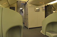 JL402 JA736J B777-346ER