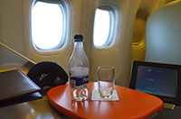 JL402 JA736J B777-346ER