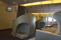 JL402 JA736J B777-346ER