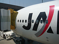 JA732J Boeing777-346ER