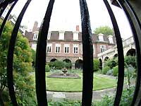 Little Cloister /S2 Pro