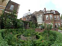 College Garden /S2 Pro