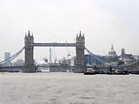 Tower Bridge /D200