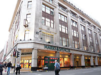 Marks & Spencer }[uA[`X