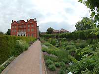 Kew Palace /S2 Pro