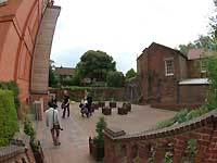 Kew Palace /S2 Pro