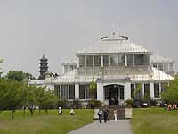 Temperate House /D200