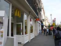 Bus stop of Whitehall /FX33
