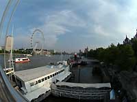 southward from Golden Jubilee Bridge /S2 Pro