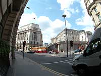Bank of England from King William St. /S2 Pro