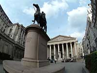 Royal Exchange and Bank of England /S2 Pro
