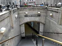 Bank Station /D200