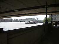 Thames Path under London Bridge /FX33
