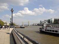 Thames Path /D200