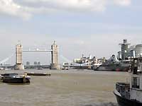 Thames Path /D200