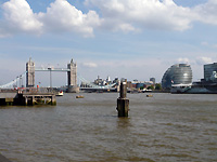 Thames Path /FX3