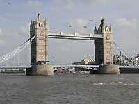 Tower Bridge /D200