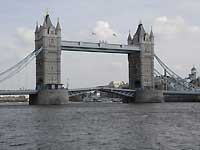 Tower Bridge /D200