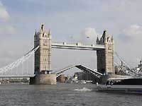 Tower Bridge /D200