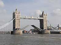 Tower Bridge /D200