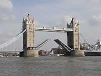 Tower Bridge /D200