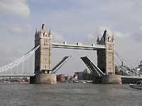 Tower Bridge /D200