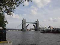 Tower Bridge /D200
