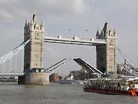 Tower Bridge /D200