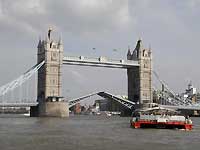 Tower Bridge /D200