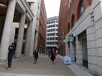 Starbucks Coffee, London Paternoster Square /FX33