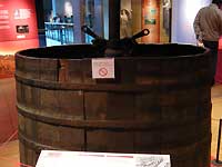 Insede of Museum of London /FX33