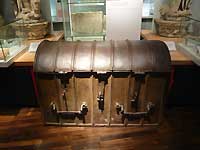 Insede of Museum of London /FX33