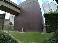 London Wall in Barbican /S2 Pro