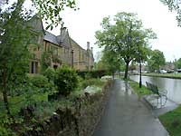 Bourton-on-the-Water /S2 Pro