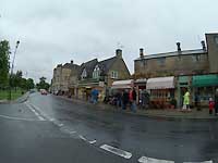 Bourton-on-the-Water /S2 Pro