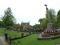Bourton-on-the-Water /S2 Pro