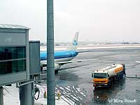 KLMI_q B737-400 PH-BTA 